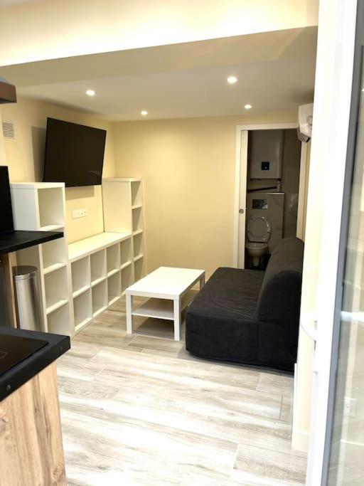 Cosy Avec Terrasse Apartment *